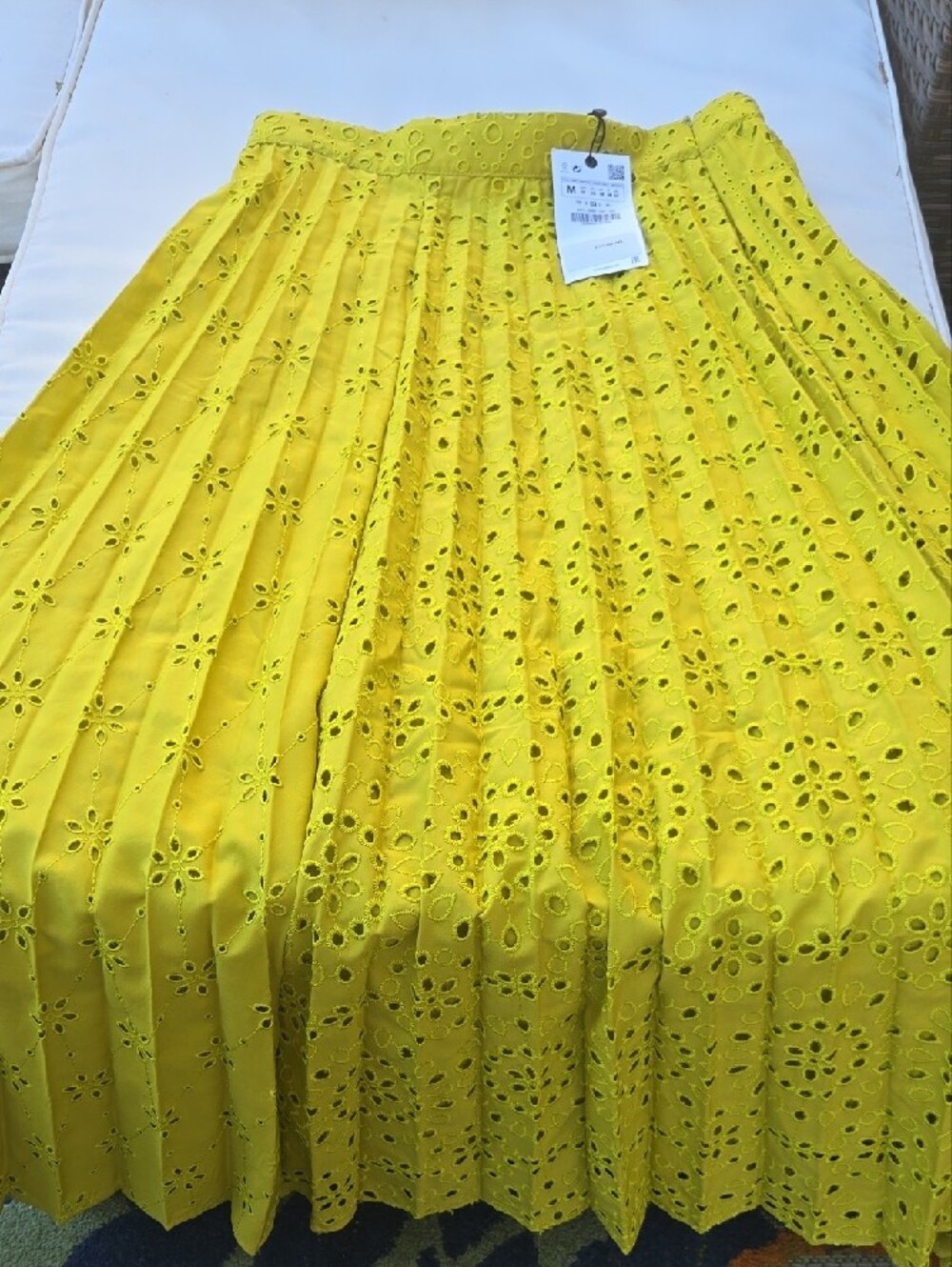 Zara Eyelet Embroidered Skirt - Chartreuse - Picture 2 of 5